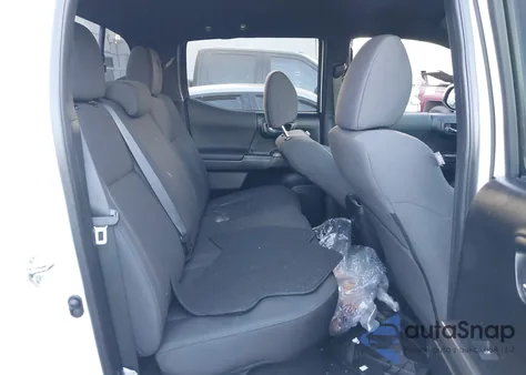 2016 Toyota Tacoma Trd Off Road z USA, uszkodzony, nr VIN 3TMAZ5CN7GM022521